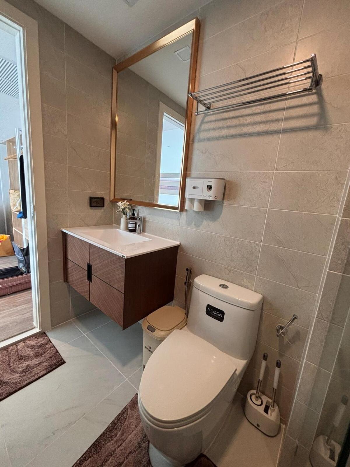 2br 4beds Luxury Pool & Fitness Apartment
